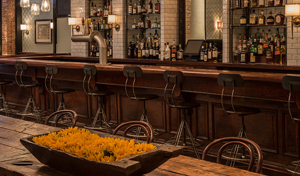 1200 Miles Restaurant & Bar